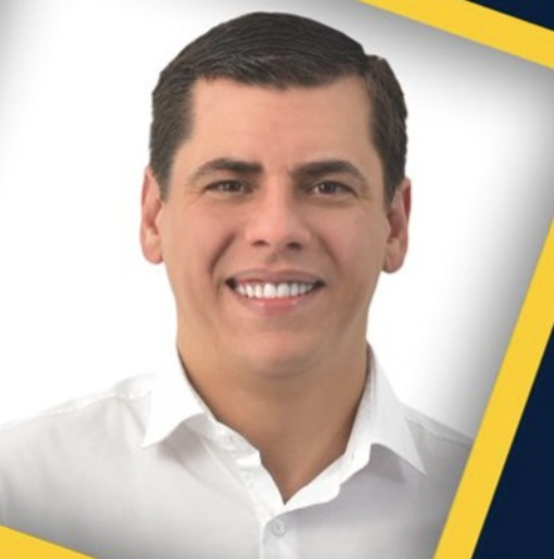 Julio AlbertoElias Vidal